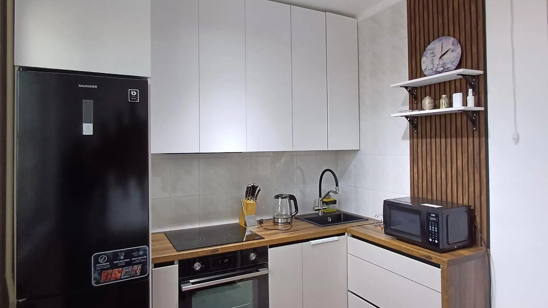 Apartment Апартаменты Рядом С Dostyk Plaza В Микрорайоне Самал-2 Almaty
