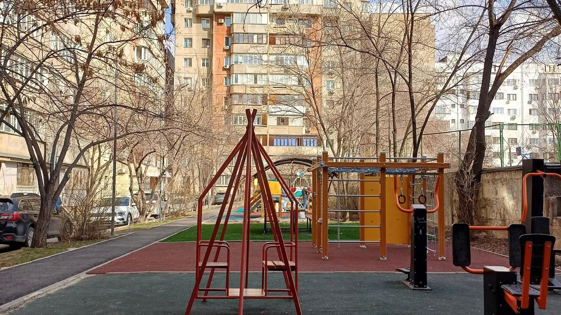 Апартаменты Рядом С Dostyk Plaza В Микрорайоне Самал-2 Almaty