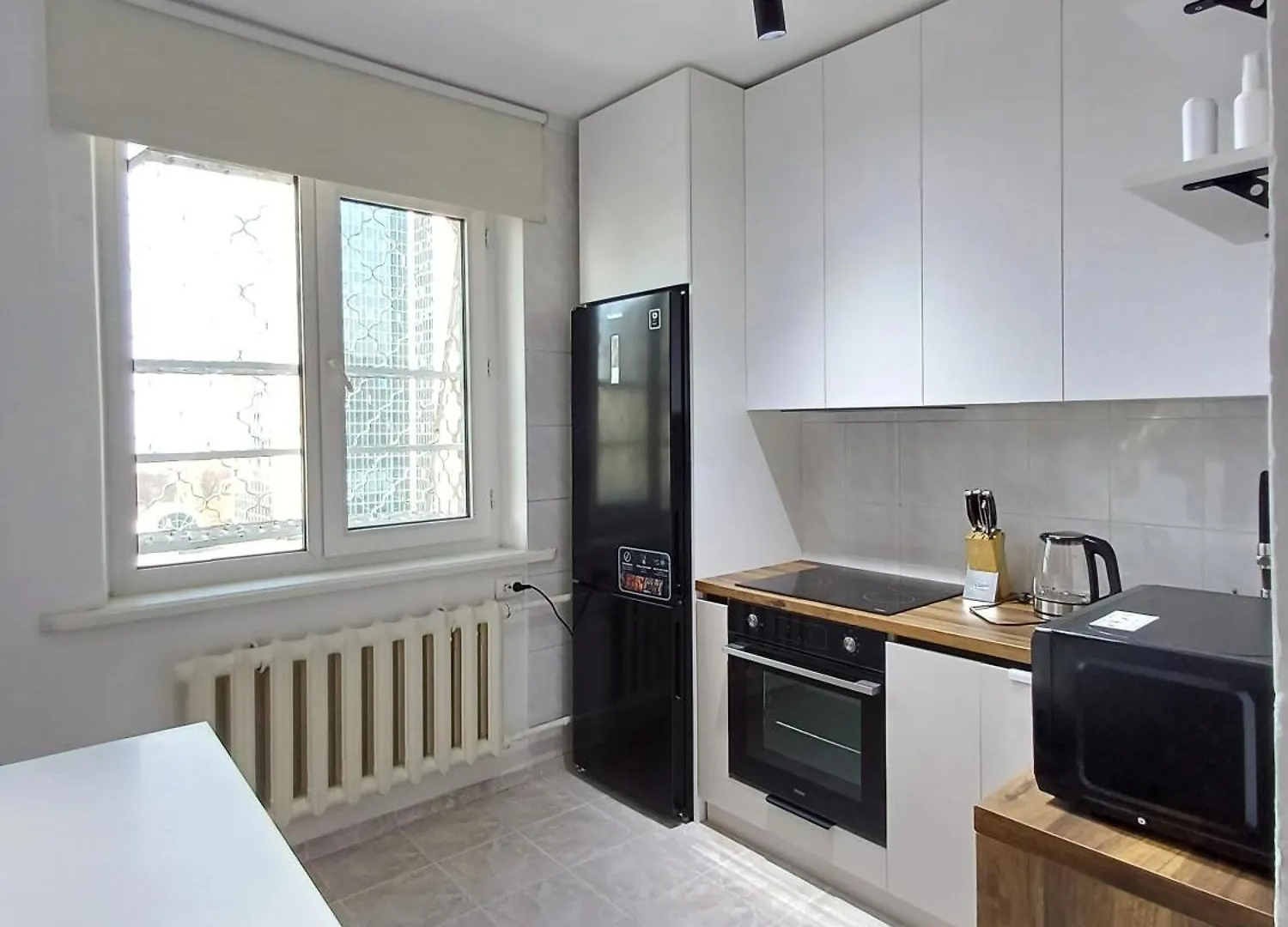 Апартаменты Рядом С Dostyk Plaza В Микрорайоне Самал-2 Almaty Apartment